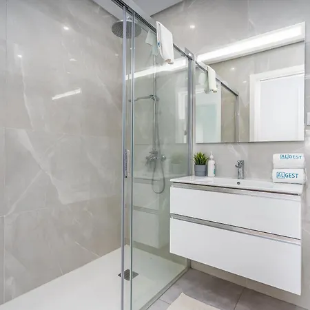 Sun & Pool Da Rocha Portimão