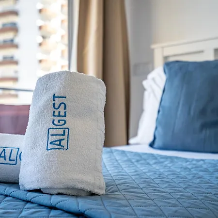 Sun & Pool Da Rocha Portimão